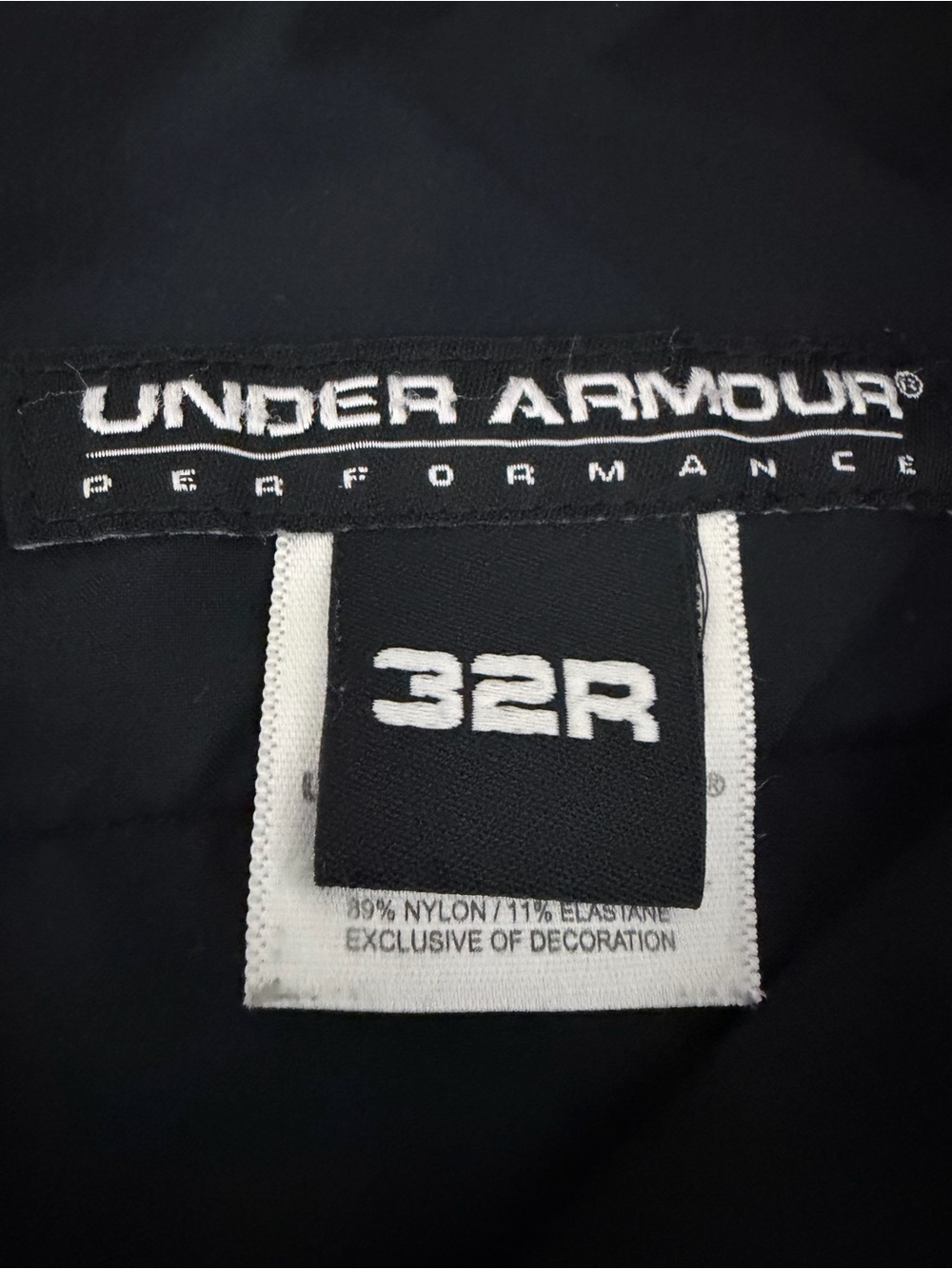 UNDER ARMOUR Black Performance Golf Stretch Shorts size 32R - Picture 4 of 9